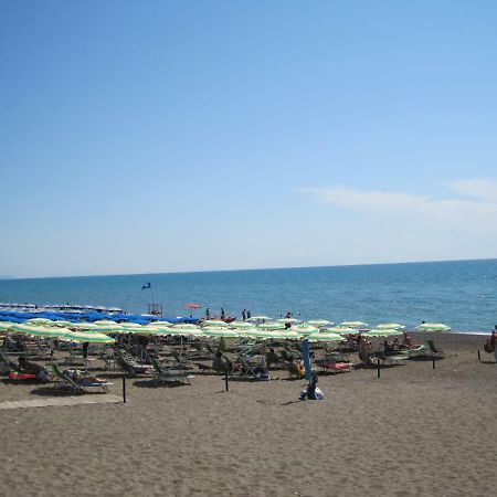 Villaedi Marina Di Bibbona Bagian luar foto